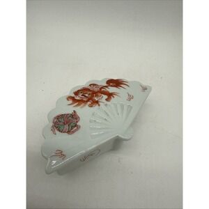 Antique Chinese Foo Dog Trinket Box White & Red Seashell